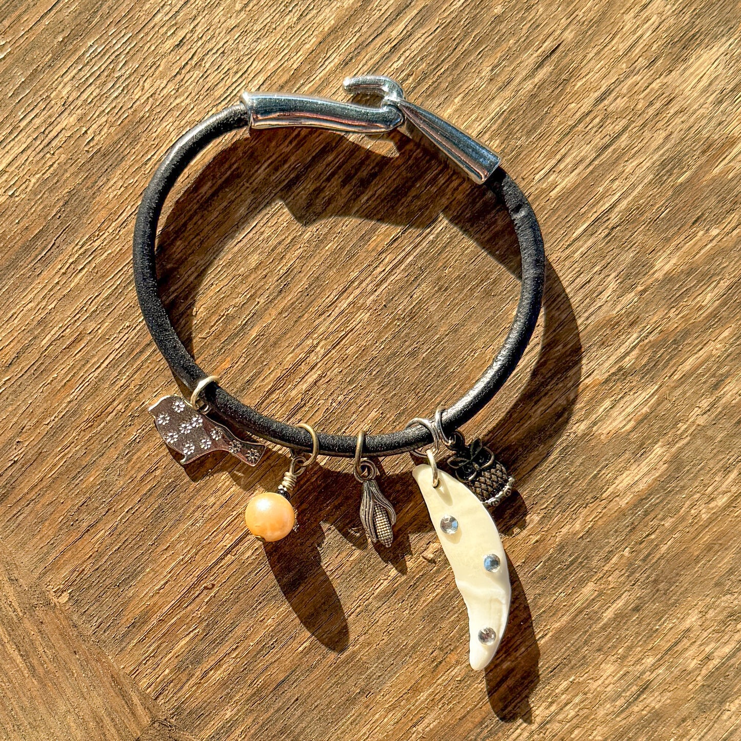 TRIMMINGS bracelets