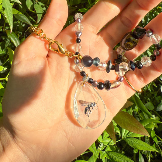 LOOSE STRAY choker