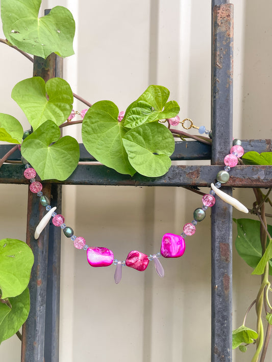 bubblegum chew necklace